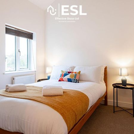 2 Bedroom Terrace Cottage, Parking, 5 Minutes Drive To Royal Shrewsbury Hospital Extérieur photo